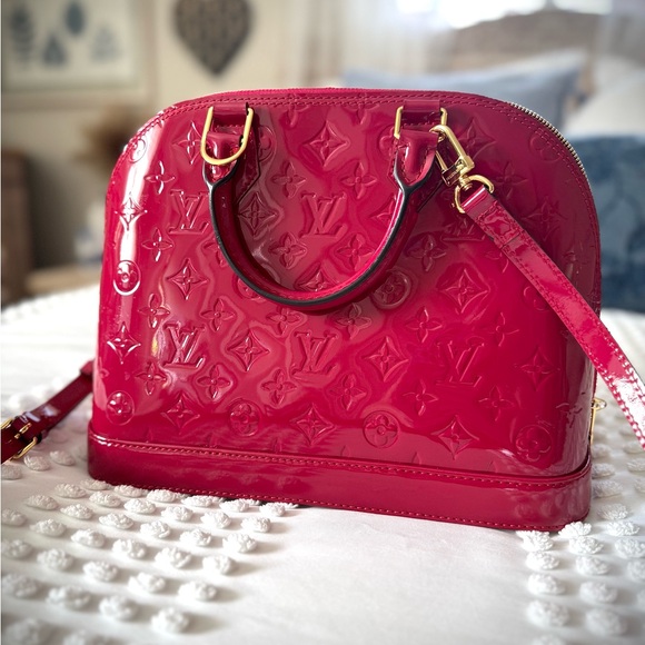 Authentic Louis Vuitton Monogram Vernis Alma Satchel - Picture 5 of 16